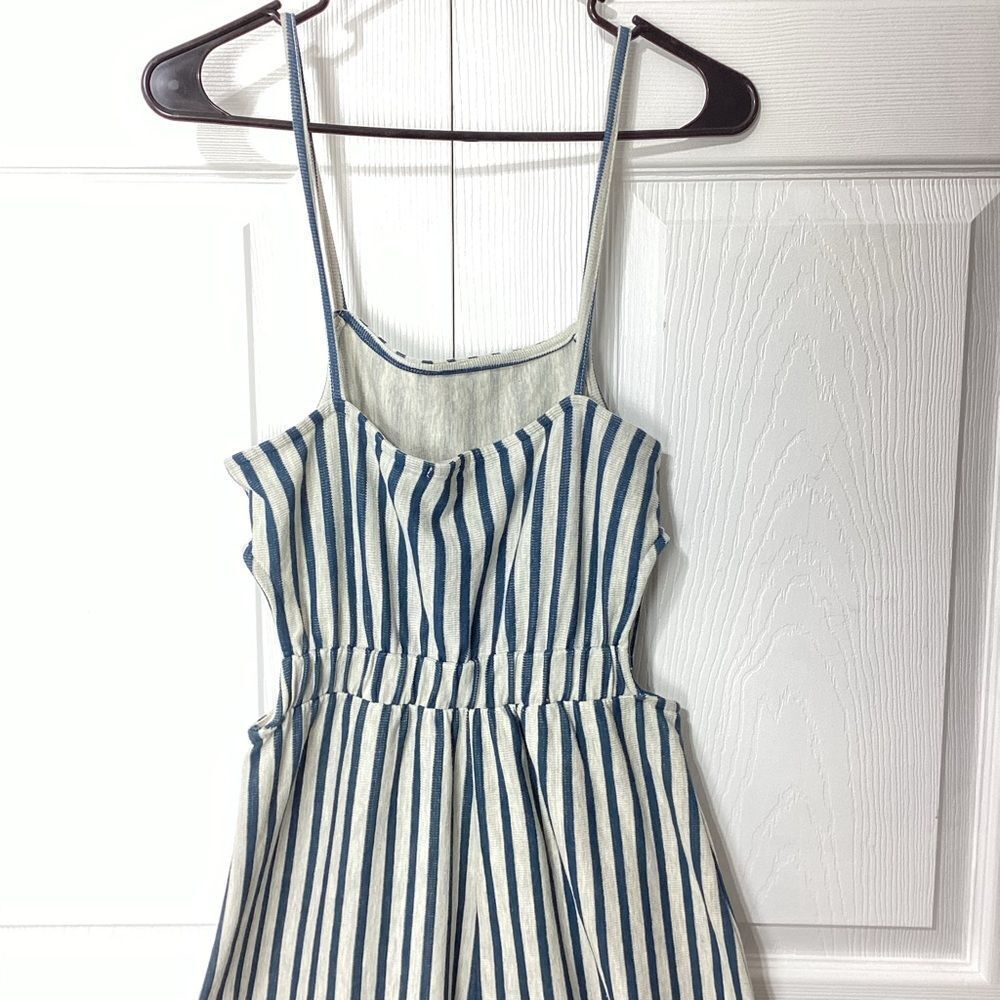 Pull & Bear Wide Leg Cropped Jumpsuit Size L Blue Gray Stripe Side Cutout Casual - Picture 8 of 14